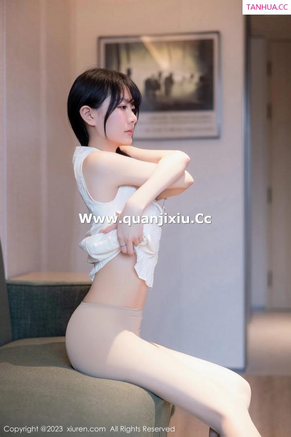   [XiuRen]高清写真图 2023.05.26 No.6813 幼幼 旗袍美腿第52张图片